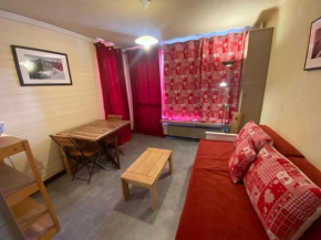 Studio confortable à Tignes avec balcon exposé Sud Est - FR-1-449-187